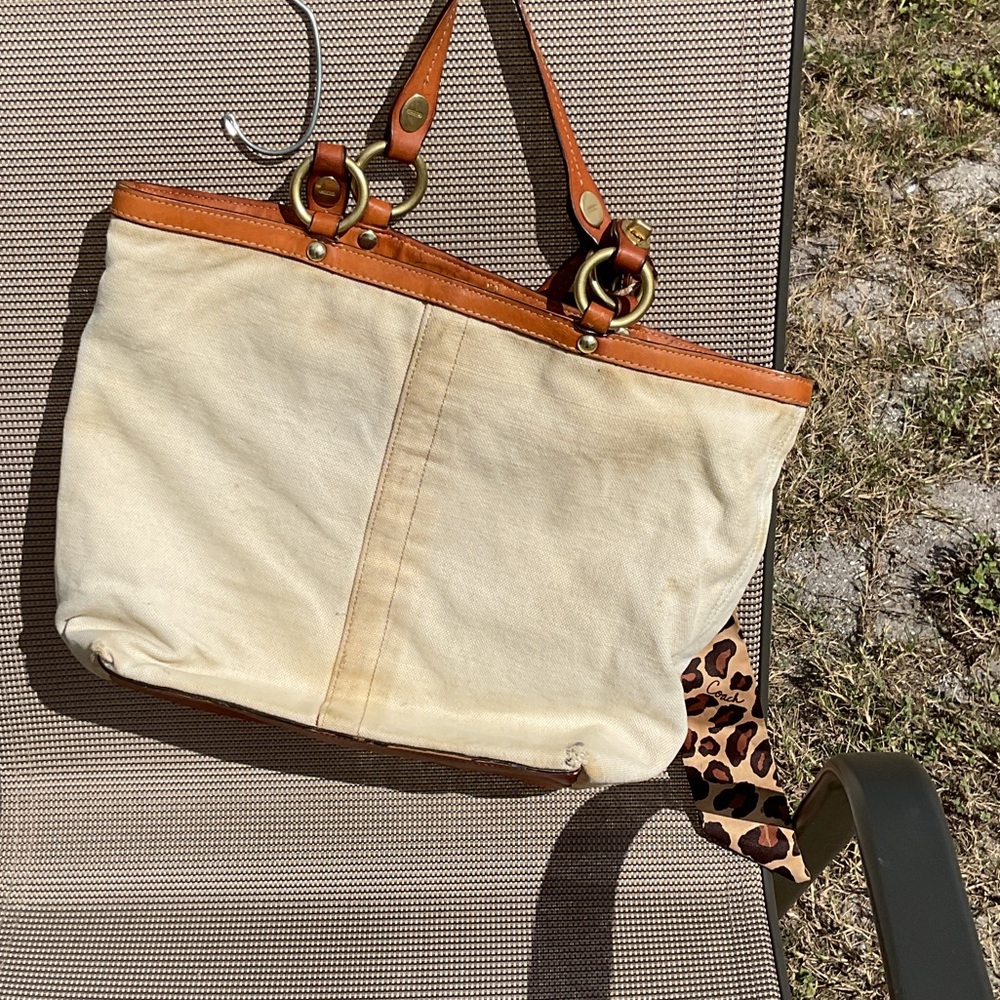 Coach beige with leather Trim Tote with Leopard Twilly - Picture 5 of 8
